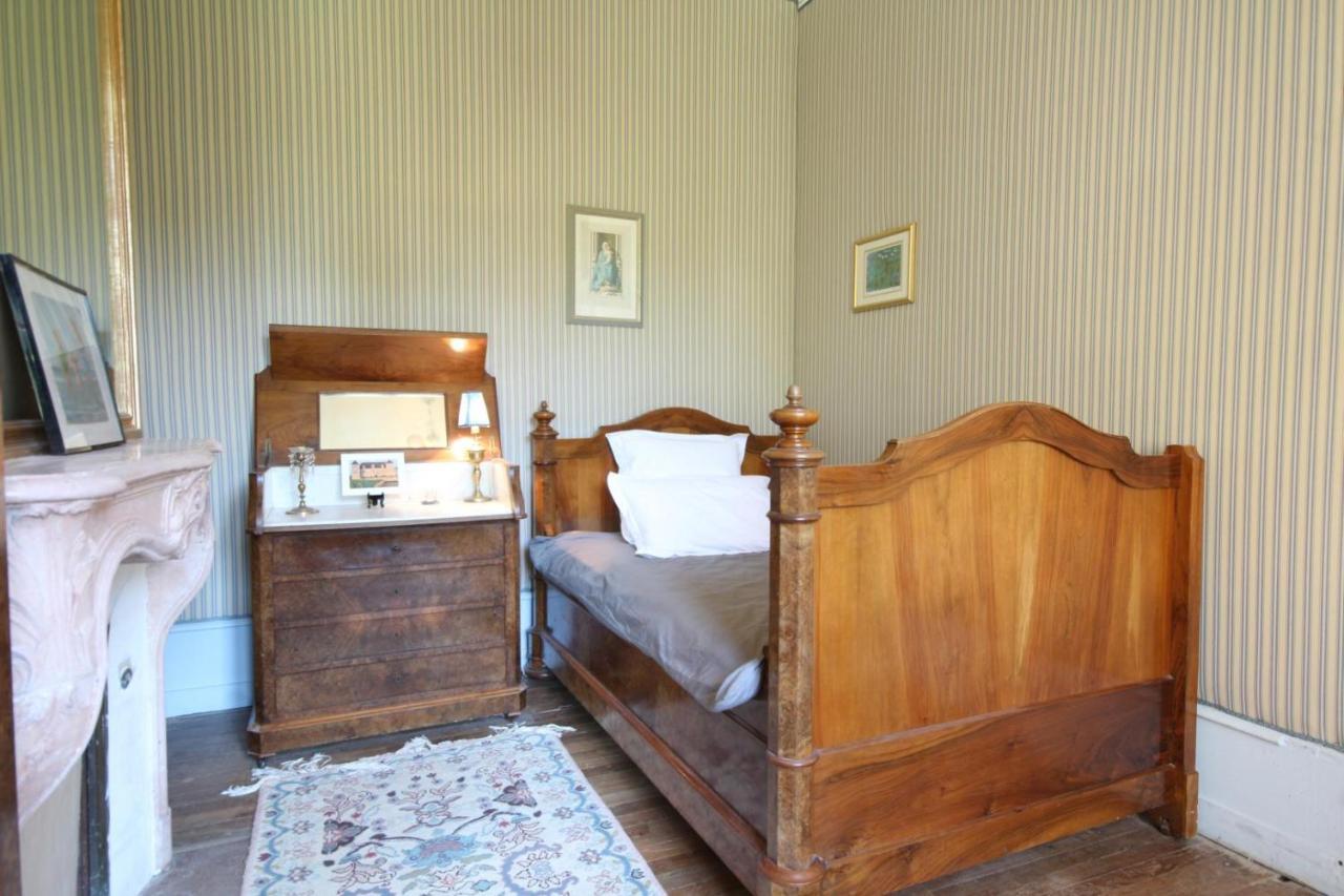 Chateau De Mauvilly Bed & Breakfast Dış mekan fotoğraf