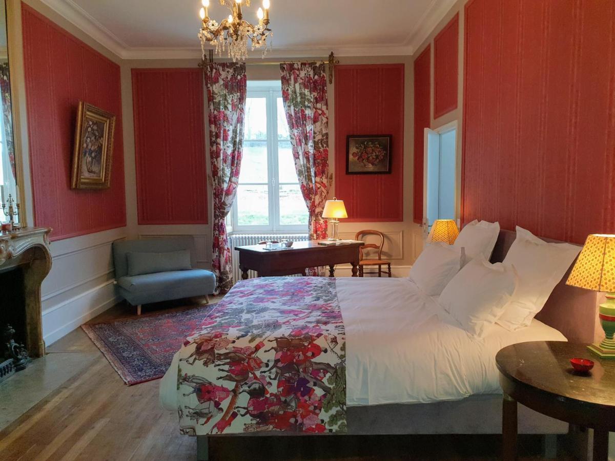 Chateau De Mauvilly Bed & Breakfast Dış mekan fotoğraf