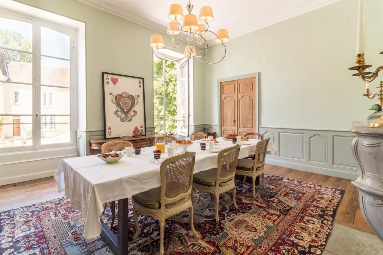 Chateau De Mauvilly Bed & Breakfast Dış mekan fotoğraf